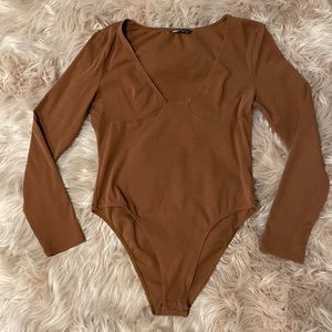 SHEIN Plunging Neck Fitted Bodysuit